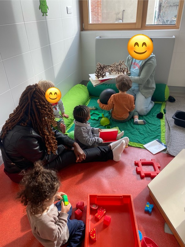 image des enfants de la crèche